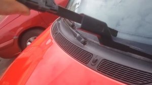 Замена щеток стеклоочистителей - дворников на Skoda Fabia 2008