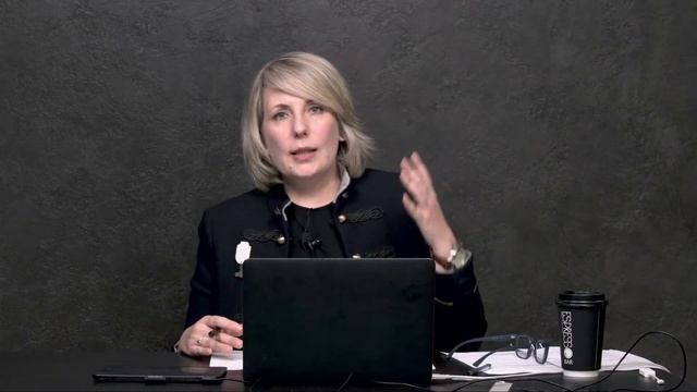 Ретушь в фотографии (портрет файн-арт). Как не бояться частотного разложения. смотреть онлайн