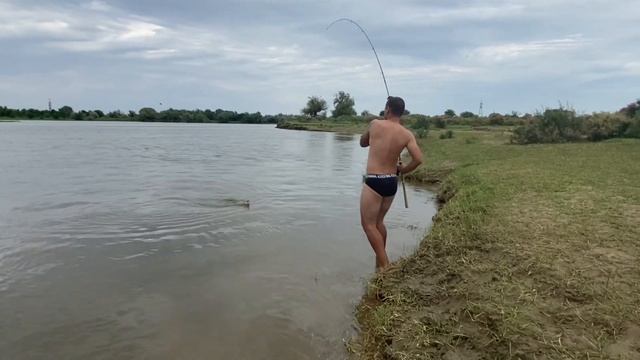 Рыбалка на жереха. Тест байдарки «Шуя-1» смотреть онлайн