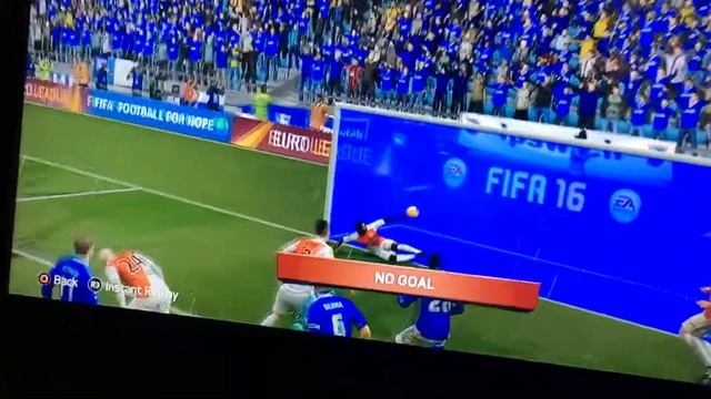 FIFA 16 - Handball save goal line technology смотреть онлайн
