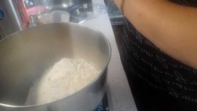 VLOG: Готовим пельмени... Рецепт классного теста на пельмени! смотреть онлайн