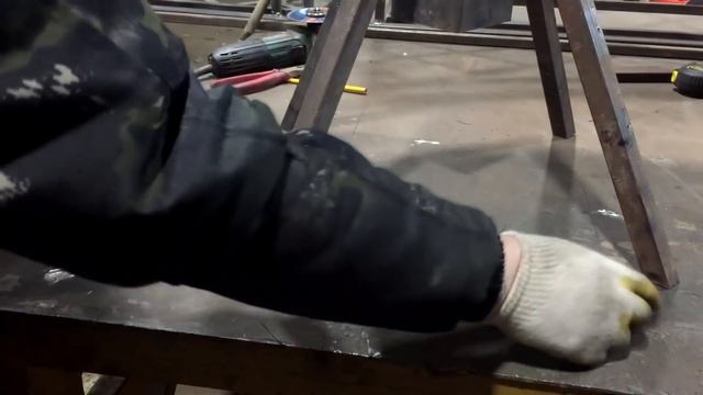 ПОВОРОТНЫЙ СТОЛ ИЗ АВТОМОБИЛЬНОЙ СТУПИЦЫ. смотреть онлайн