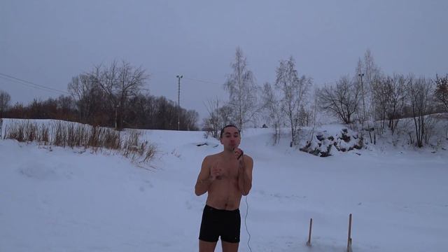 РЭП В ПРОРУБИ! Прочитал Lose Yourself Эминема... да! в проруби! #DearRapGod Rap in the ice hole смотреть онлайн