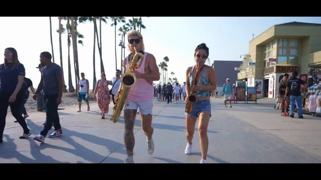 2SAXY - Venice Beach смотреть онлайн