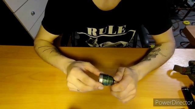 Универсальный налобный фонарь с зарядкой от USB. смотреть онлайн