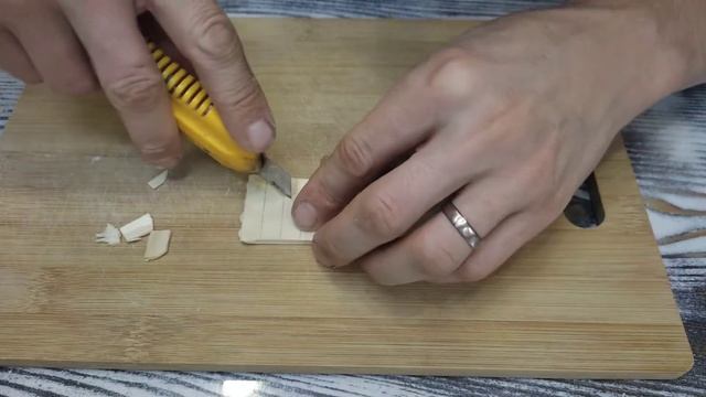 DIY. Кормушка для птиц на окно. Своими руками. смотреть онлайн