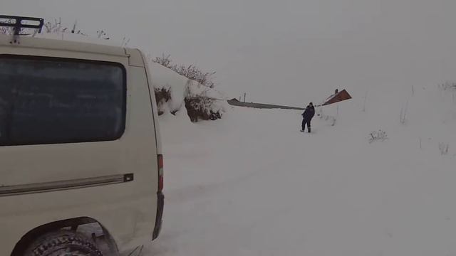 Приехал на зимнюю рыбалку смотреть онлайн