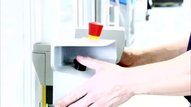 Mercedes-Benz AMG Engine Production смотреть онлайн