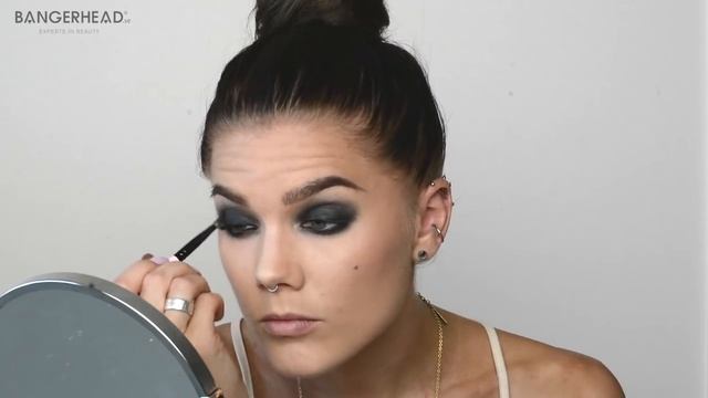 Smokey look with eyepencil Only (with subs) - Linda Hallberg Makeup Tutorials смотреть онлайн