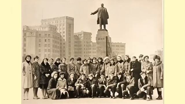 Ребята, надо верить в чудеса! С Новым 2021-м годом, дорогие одноклассники!