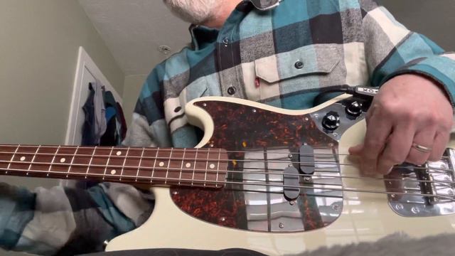 2002-2004 Fender Mustang Bass MB-98 SD Olympic White CIJ Japan смотреть онлайн