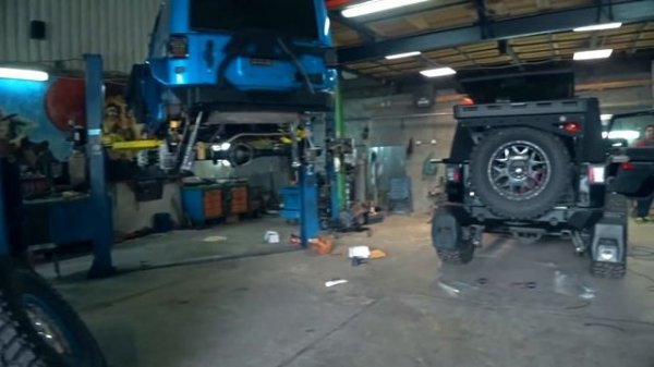 GAS MONKEY GARAGE по Русски. Проекты Jeep Wrangler Club Garage.