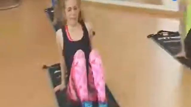 Зарядка с Надей Уткиной, выпуск 16 смотреть онлайн