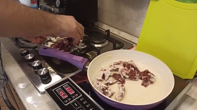 Печёнка с подливой к любому гарниру! смотреть онлайн