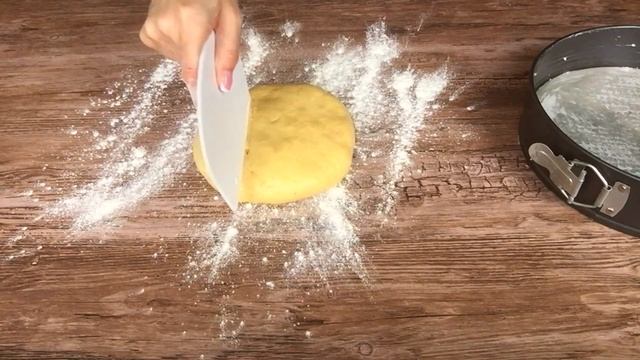 ПИРОГ С ВАРЕНЬЕМ. РЕЦЕПТ БЫСТРОГО и ВКУСНОГО пирога с вареньем к чаю. смотреть онлайн