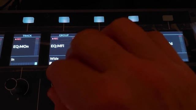 SSL UF8 DAW Controller - Why I bought it! смотреть онлайн