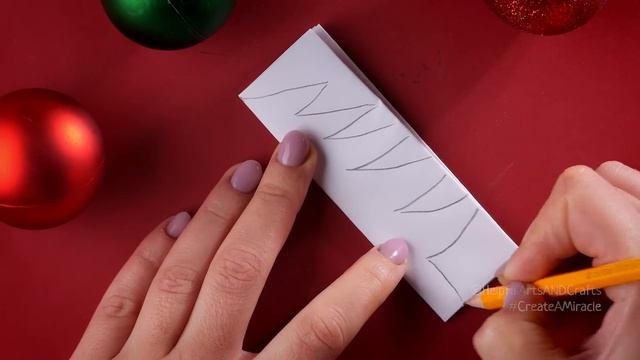 Easy decorative paper chain for Xmas [DIY Paper cutting design easy] смотреть онлайн