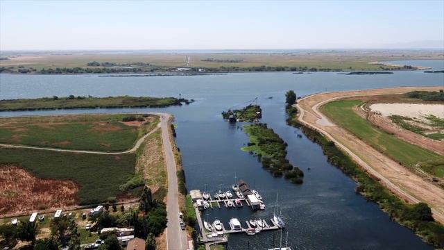 Fly over Sacramento-San Joaquin Delta island on the market for $1.195 million смотреть онлайн