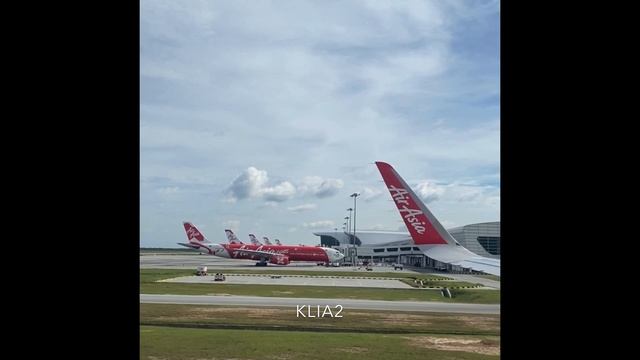 Close-Up View Aircraft Park At KLIA/KLIA2 смотреть онлайн