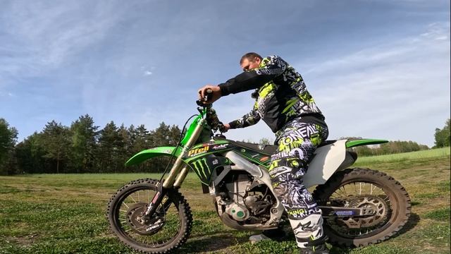 Мотокросс с нуля | Новичок купил кавасаки kx450 2019, не зря? Обзор на мою кавасаки . Куча тюнинга смотреть онлайн