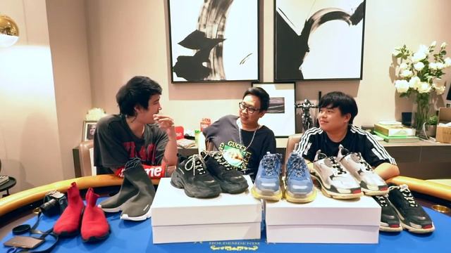 ตั้งโต๊ะ Shere EP.1 l Balenciaga Triple S Review смотреть онлайн