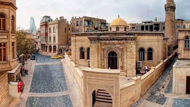 Поездка в Азербайджан смотреть онлайн