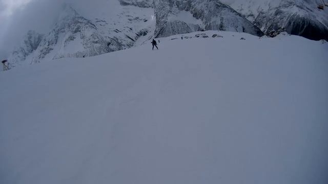 Мой первый спуск с горы на лыжах! | ShadowTracer смотреть онлайн