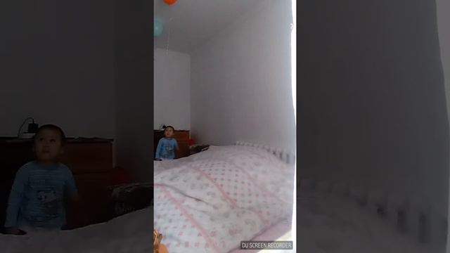 В каждом маленьком ребенке...😁.Непоседа. смотреть онлайн