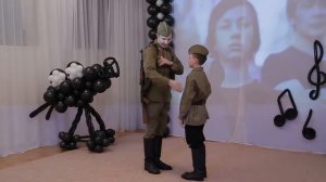 Солдат молоденький