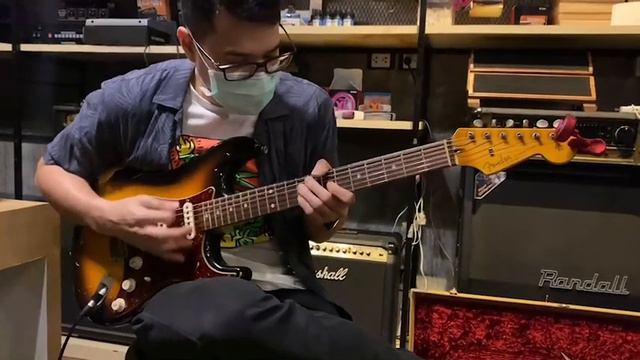 Fender Custom Shop 61 Stratocaster Masterbuilt John Cruz Hss Limited Edition 2007 100 Only смотреть онлайн