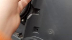 Замена штатных динамиков в Mercedes benz actros 1844 на DL Audio Gryphon pro 130