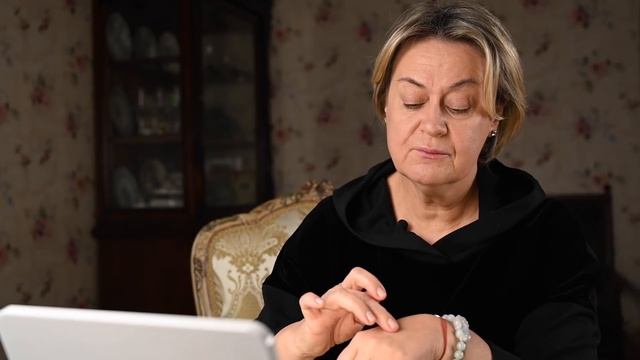 Румяна: компактные, рассыпчатые, кремовые, жидкие. Разбираемся в типологии румян. смотреть онлайн