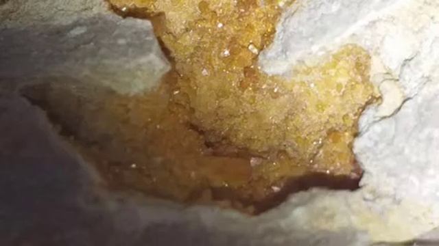 Кристаллы кальцита Нижнгородской и Воронежской области.?? смотреть онлайн