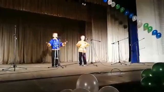 Расписная ложка, лаковая ножка...Саша Евдокимов и Семён Борисов