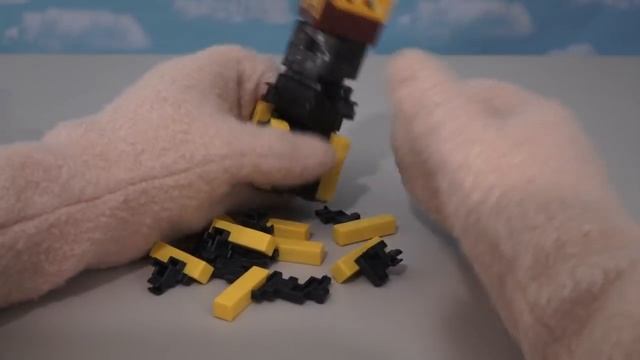 Minecraft Survival mode SERIES 5 - 5 inch action Figures IRON ARMOR Steve Spinning Blaze Saddled Pi смотреть онлайн