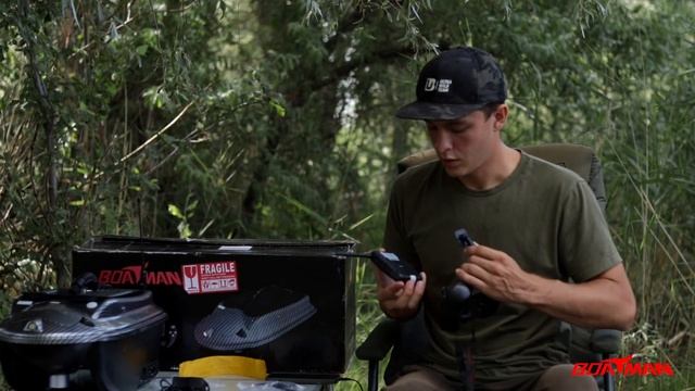 Обзор прикормочного кораблика Boatman Actor Plus Pro