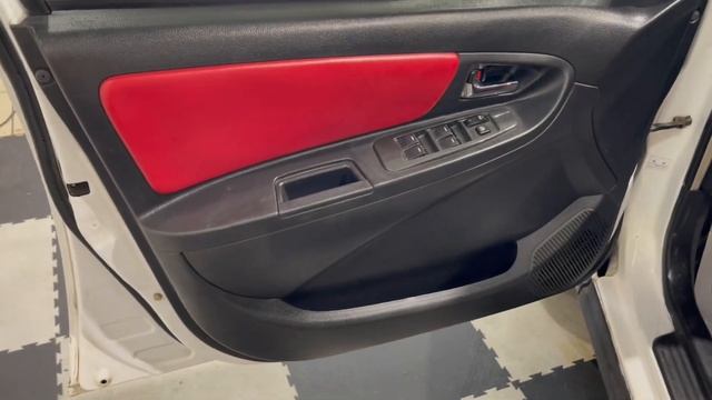 Geely MK Cross смотреть онлайн
