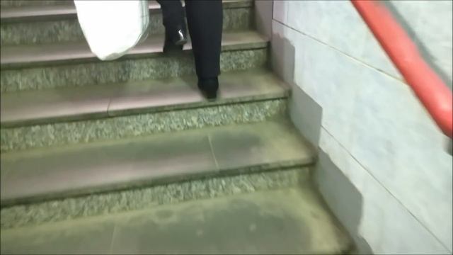 ПОДЛИПКИ-ДАЧНЫЕ, Королёв, Московская область. Перекрыли дорогу между частями города. Октябрь 2018. смотреть онлайн