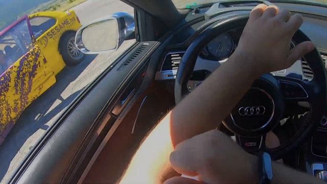 A DAY ON THE TRACK | Audi S8 | BMW e36 V8 | DJI FPV смотреть онлайн