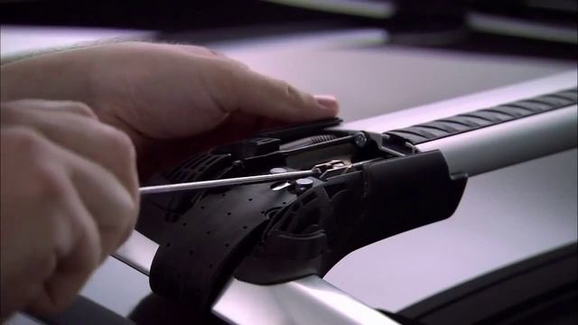 Багажник на крышу, THULE Edge 958x на рейлинг смотреть онлайн