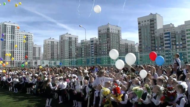 клип "Первый раз в первый класс в школе 23 (Видео оператор Шестаков А.Г) смотреть онлайн
