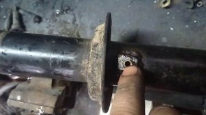 передние стойки ОКА с задними пружинами от ВАЗ 2108.и вентилями подкачки.