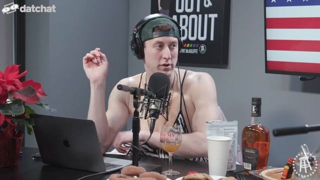 Out & About 81: My Chemical ChrisTmas смотреть онлайн