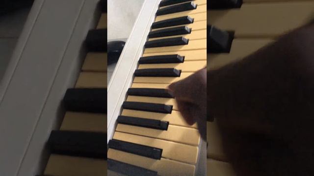 Korg K49 49-Key USB MIDI Studio Controller смотреть онлайн