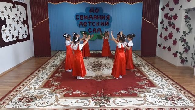 Танец "Березка" (ГБДОУ "Детский сад с.п. Экажево "Ласточка") смотреть онлайн