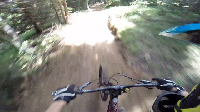 DH Ax les Thermes , Pyrénées смотреть онлайн