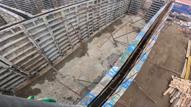 Монолитный частный дом/приём бетона в монолитные стены/ строим, как для себя-18 серия смотреть онлайн