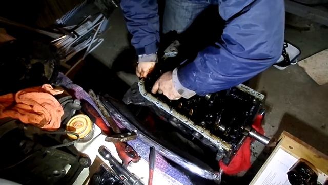 68 Снимаю поршня двигателя  Джили МК  копия  двгателя TOYOT A4 FE