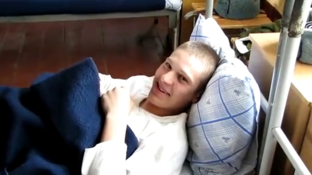 почему мальчишки идут служить смотреть онлайн