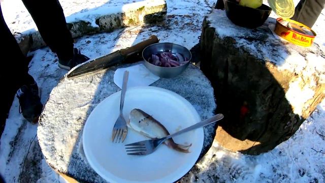 Забугорная вонь рыба не оставила шансов двум нежным москвичам! Обзор на сюрстреминг.